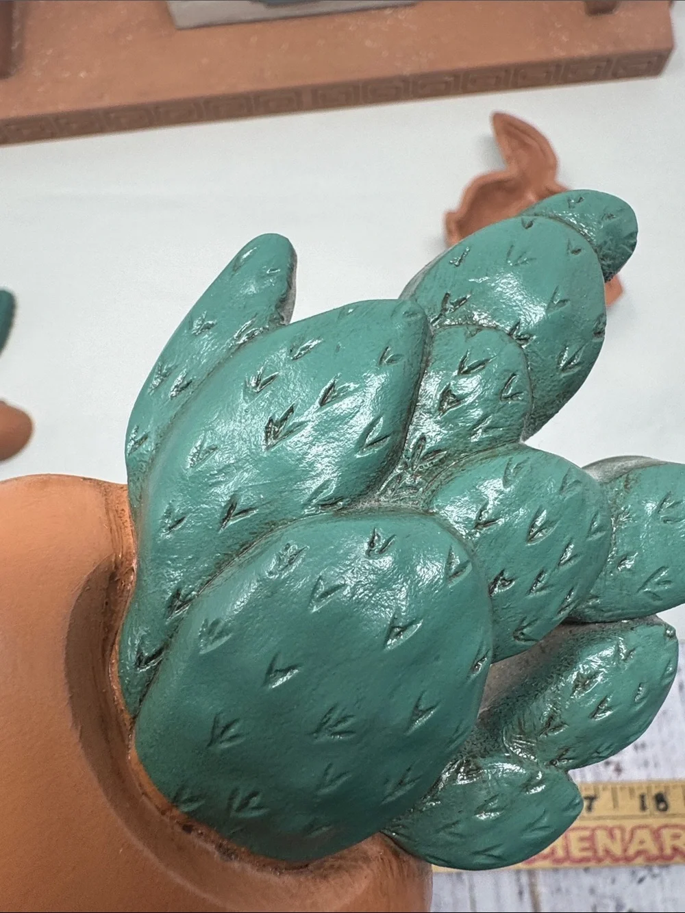 VINTAGE BURWOOD AZTEK SOUTHWESTERN WALL SHELF LOT CACTUS LOT OF 4 90S PLASTIC